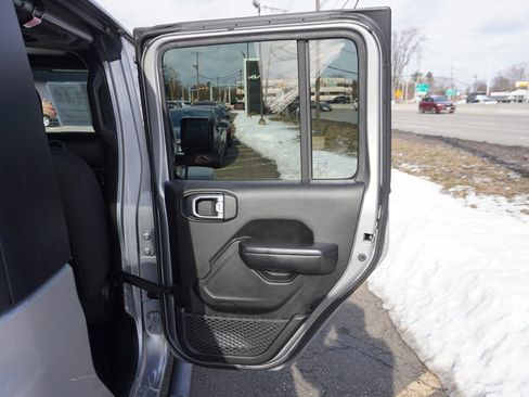 Used 2020 Jeep Gladiator Sport w/ Quick Order Package 24S image 23