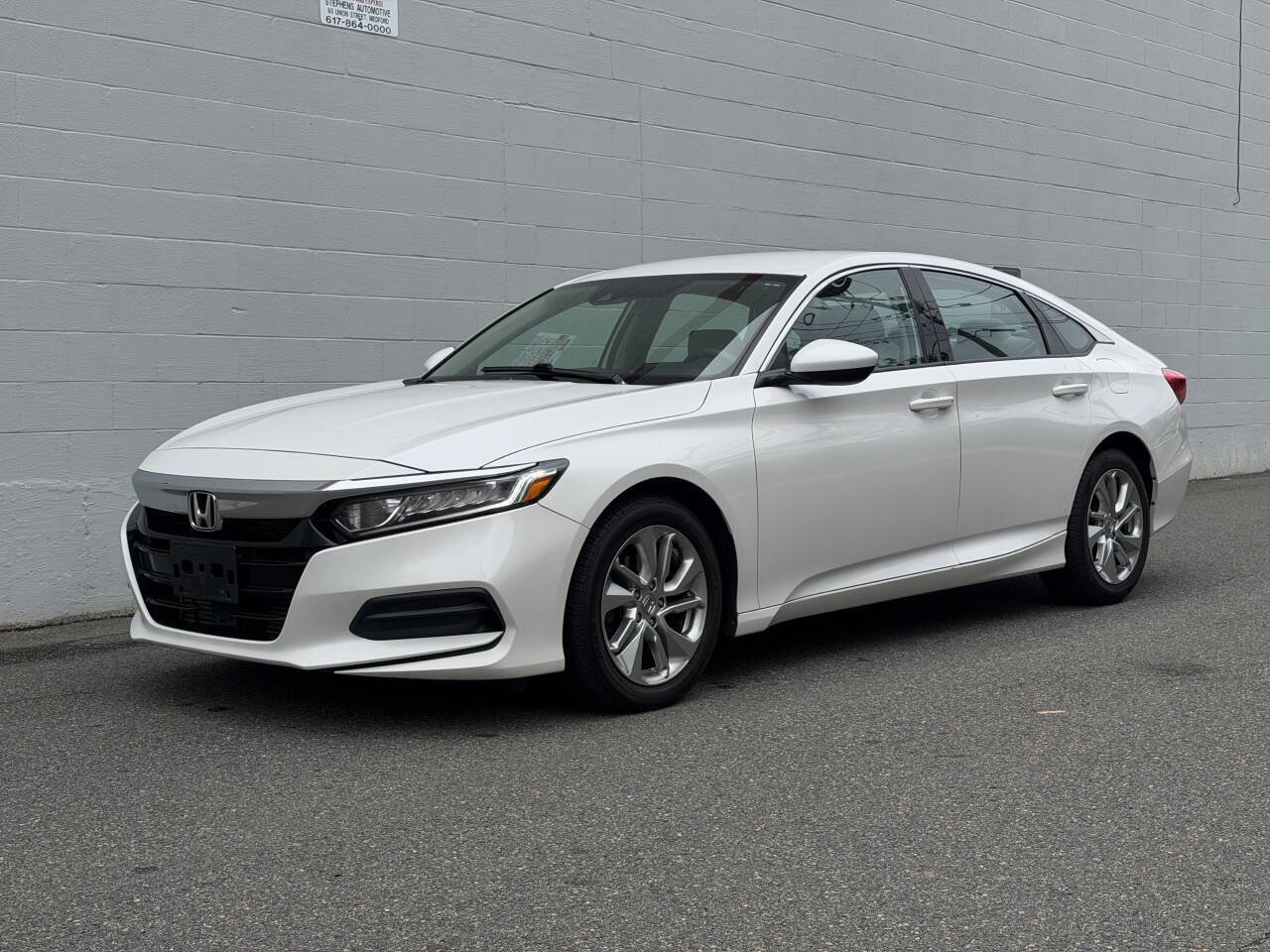 Used 2018 Honda Accord LX image 2