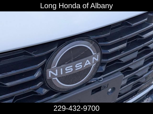 Used 2025 Nissan Sentra SV FWD image 4