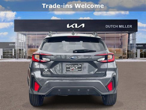 Used 2024 Subaru Crosstrek 2.0i Premium image 6
