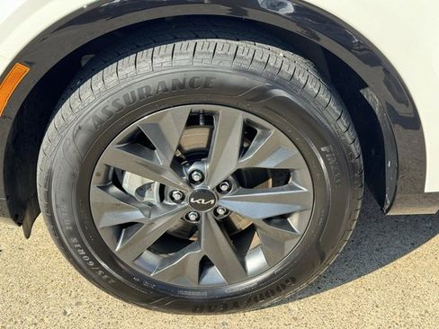 Used 2024 Kia Sportage SX Prestige image 27