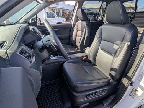 Used 2023 Honda Ridgeline RTL-E image 7