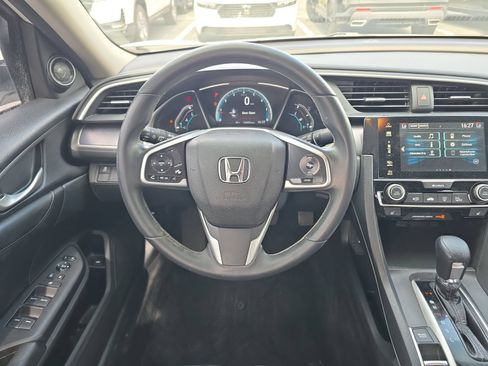 Used 2018 Honda Civic EX-L image 10