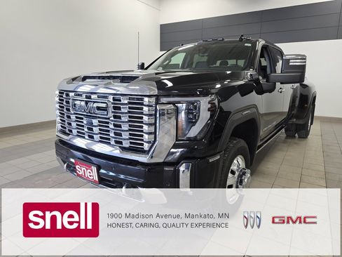 Used 2024 GMC Sierra 3500 Denali w/ Denali Reserve Package image 1