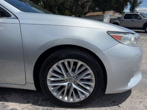Used 2013 Lexus ES 350 w/ Luxury Pkg FWD image 11