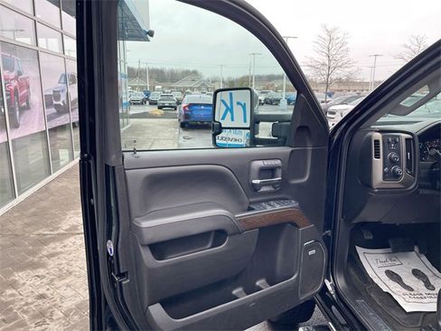 Certified 2018 GMC Sierra 2500 Denali w/ Duramax Plus Package image 21