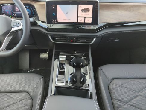 New 2026 Volkswagen Atlas SE image 23