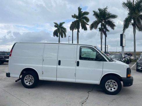 Used 2013 Chevrolet Express 1500 image 5