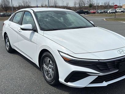 Used 2026 Hyundai Elantra SE