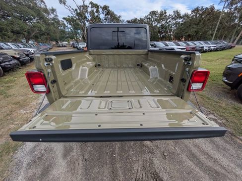 New 2026 Jeep Gladiator Sport image 11