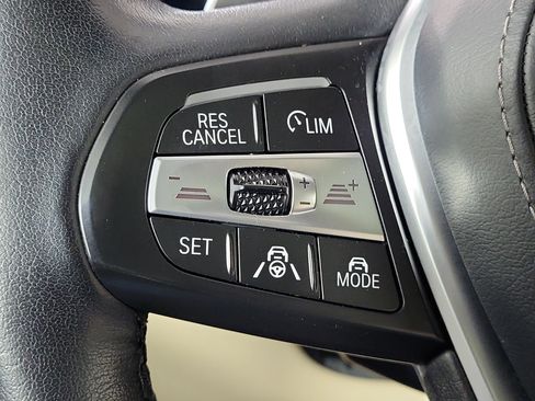 Certified 2022 BMW X5 xDrive45e w/ Executive Package image 13