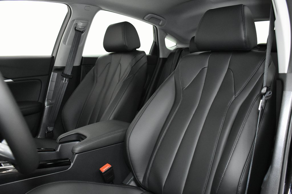 Used 2025 Acura Integra FWD image 11