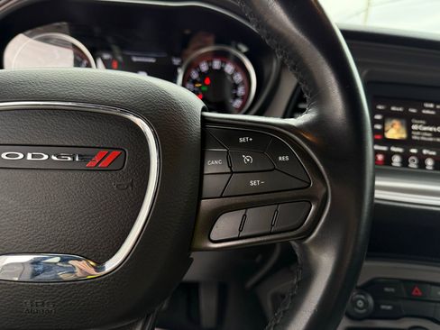 Used 2023 Dodge Challenger SXT image 43