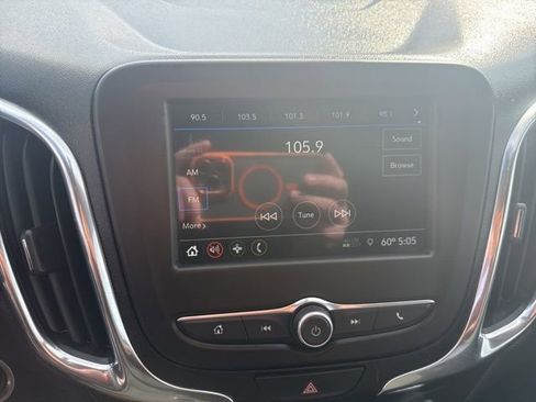 Used 2019 Chevrolet Equinox LT AWD/4WD image 11