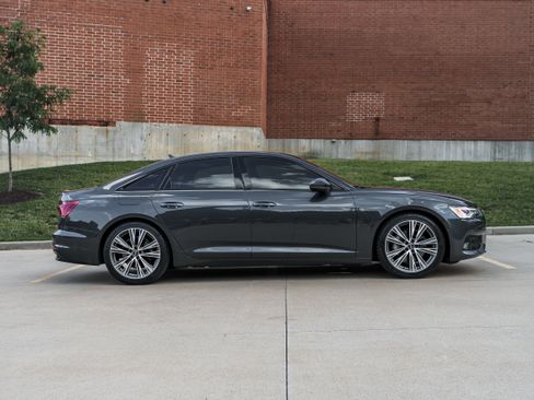 Used 2023 Audi A6 Premium Plus w/ Premium Plus Package AWD/4WD image 3