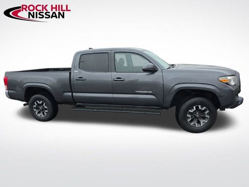 Used 2016 Toyota Tacoma SR5 image 17