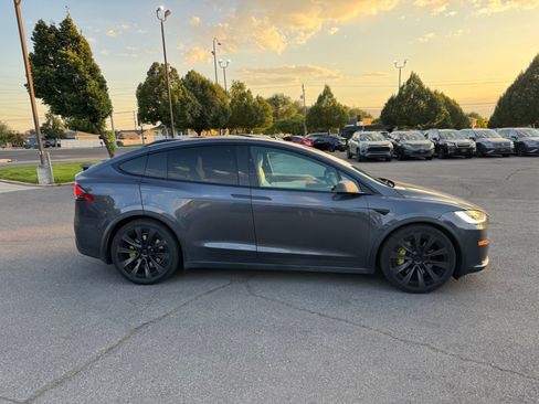 Used 2022 Tesla Model X Plaid AWD/4WD image 6