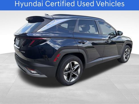 Certified 2025 Hyundai Tucson SEL AWD/4WD image 6
