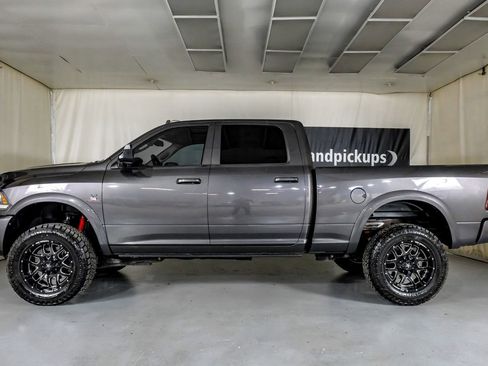 Used 2018 RAM 2500 Laramie w/ Sport Appearance Group image 12
