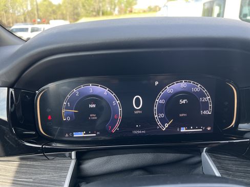 Used 2022 Jeep Wagoneer Series III w/ Convenience Group I AWD/4WD image 35