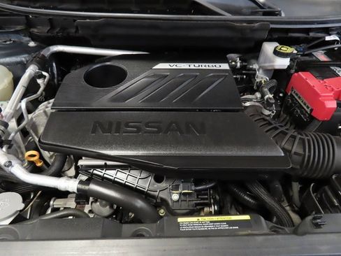 Used 2023 Nissan Rogue S image 32