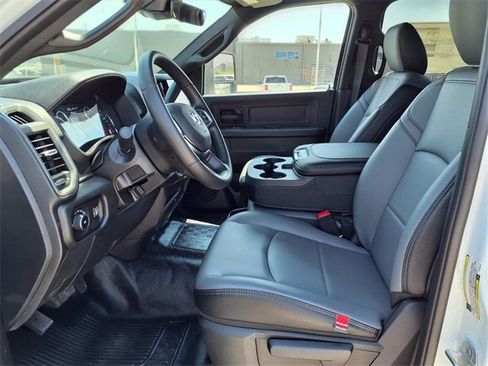 New 2026 RAM 5500 Tradesman w/ Chrome Appearance Group image 12