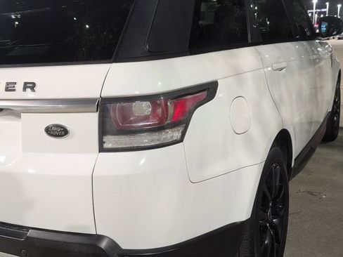 Used 2015 Land Rover Range Rover Sport HSE image 4