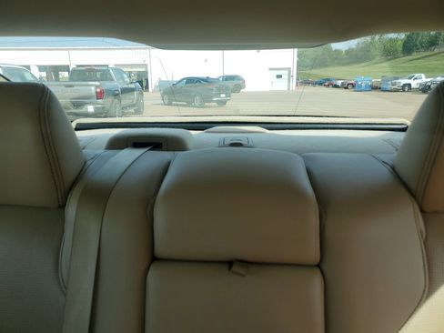 Used 2018 Ford Taurus Limited w/ Driver Assist Package image 14