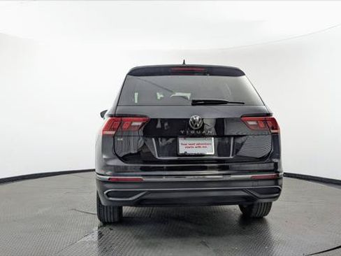 Used 2024 Volkswagen Tiguan SE FWD image 6
