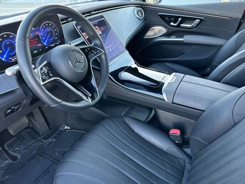 Used 2022 Mercedes-Benz EQS 450+ Sedan w/ AMG Line Exterior image 9