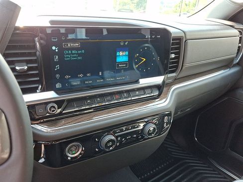 Certified 2023 Chevrolet Silverado 1500 LT AWD/4WD image 14