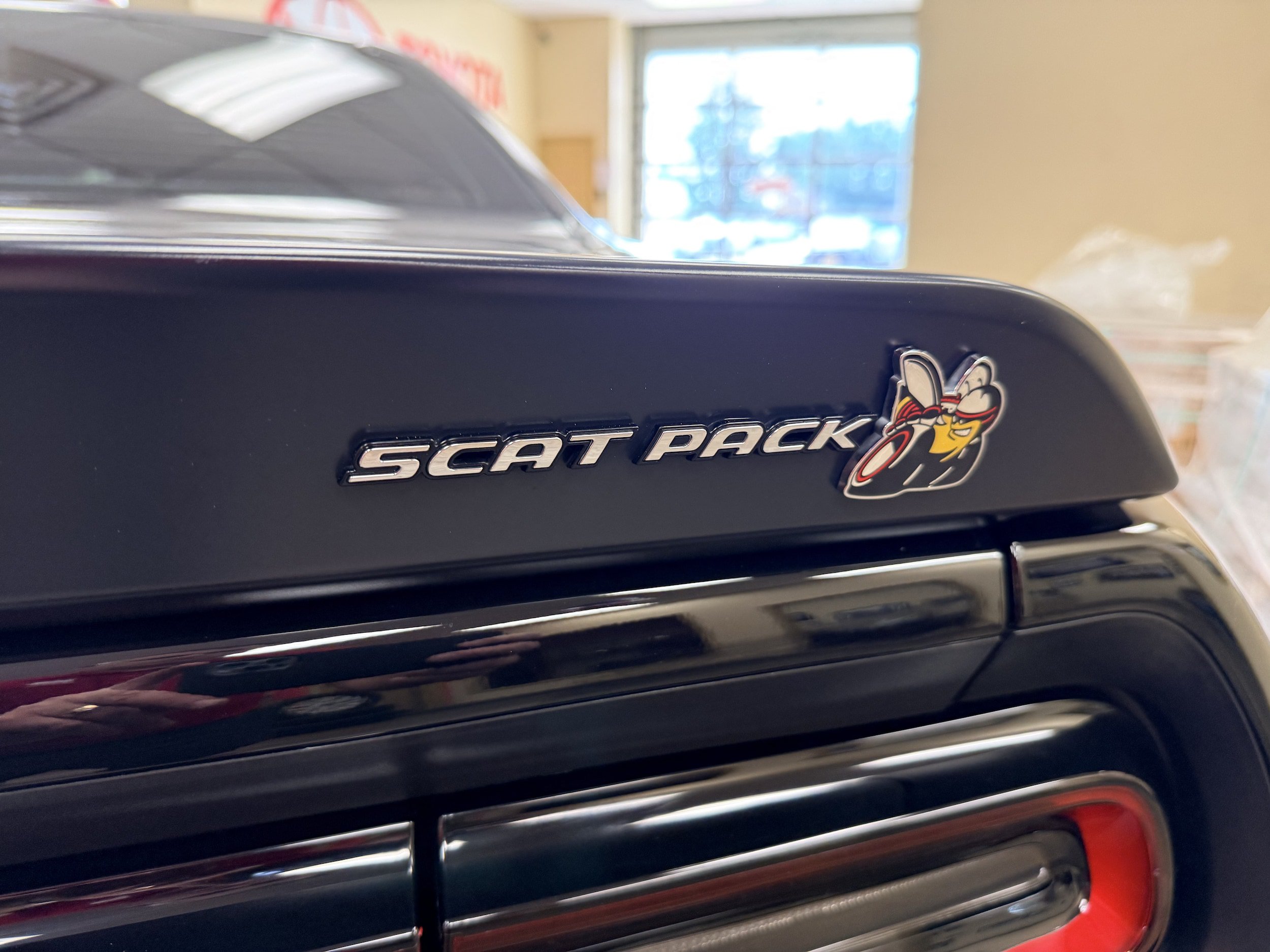 Used 2022 Dodge Challenger R/T Scat Pack w/ Dynamics Package RWD image 18