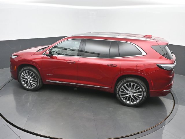 Used 2026 Buick Enclave Avenir w/ Super Cruise Package AWD/4WD image 40