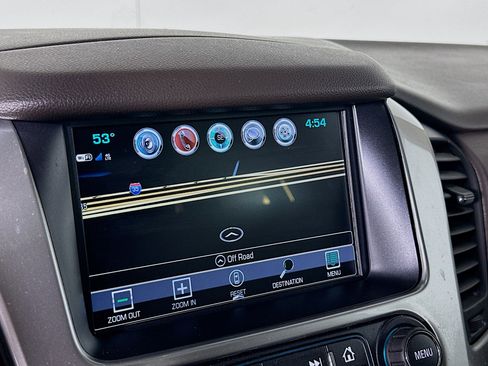 Used 2020 Chevrolet Suburban LT image 22