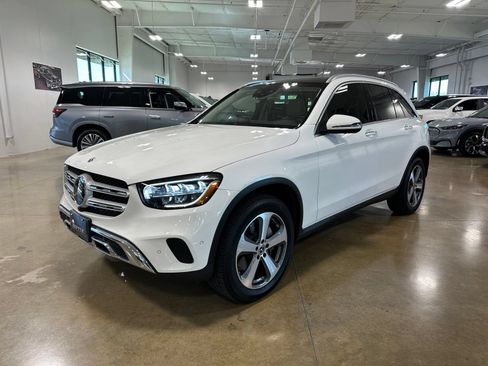 Used 2020 Mercedes-Benz GLC 300 image 3