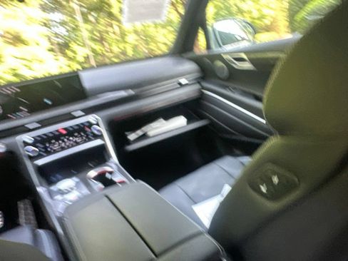 Used 2025 Genesis GV80 3.5T e-SC AWD/4WD image 8