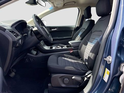 Used 2019 Ford Edge SE FWD image 19
