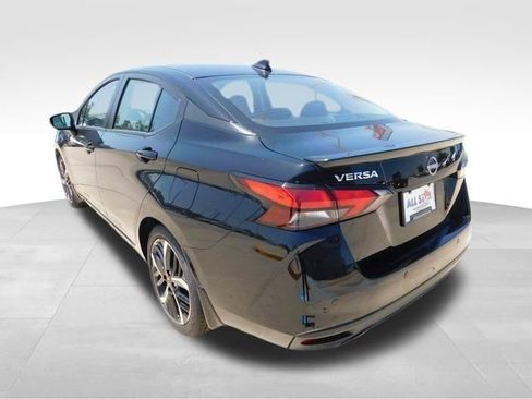 New 2025 Nissan Versa SR w/ Trunk Package image 10
