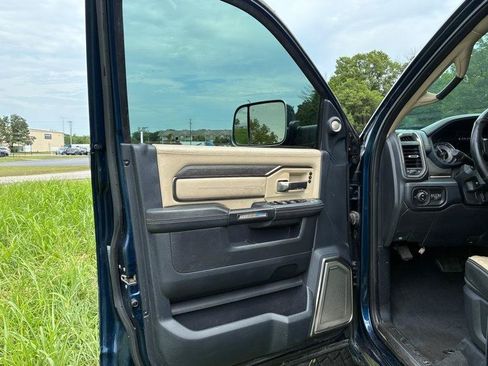 Used 2019 RAM 2500 Limited AWD/4WD image 9