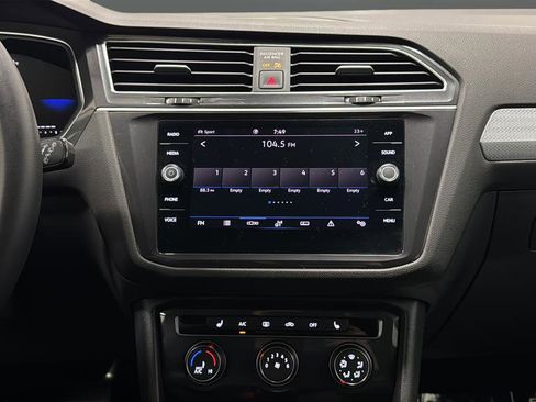 Used 2024 Volkswagen Tiguan S image 14