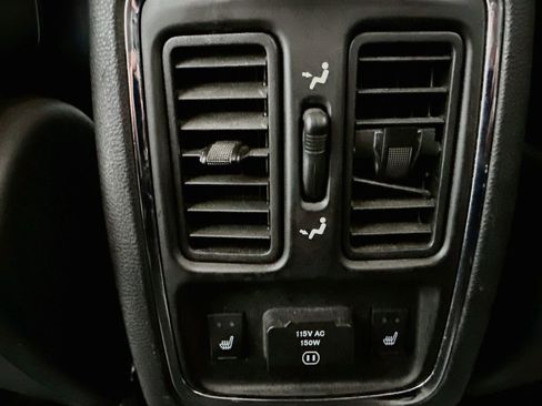 Used 2011 Jeep Grand Cherokee Limited AWD/4WD image 29