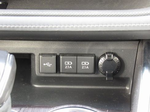 Certified 2021 Toyota Highlander Platinum image 35