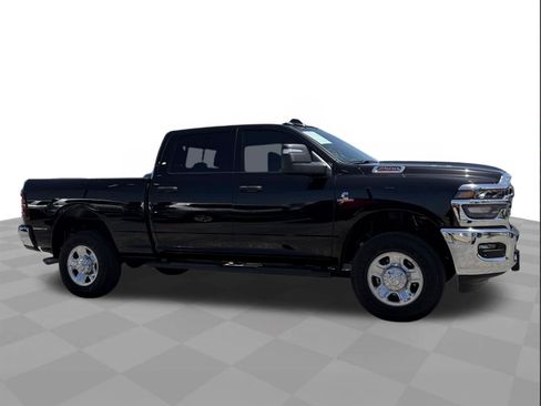 Used 2025 RAM 2500 Tradesman AWD/4WD image 4