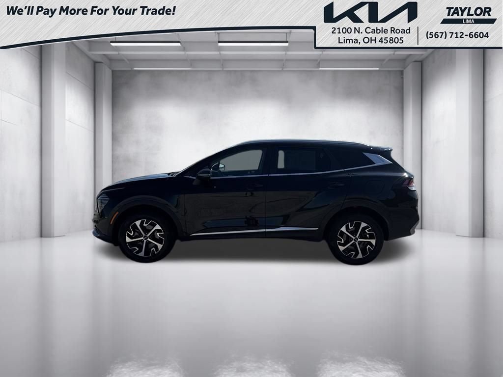 Used 2025 Kia Sportage EX AWD/4WD image 16