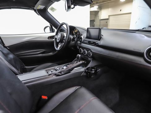 Used 2018 MAZDA MX-5 Miata Grand Touring image 21