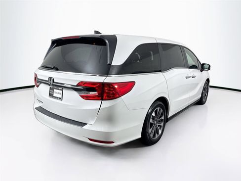 Used 2024 Honda Odyssey EX-L image 11