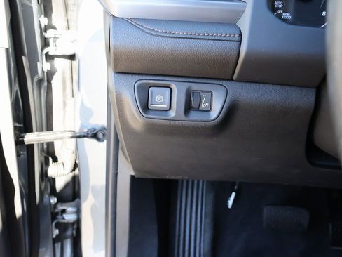 Used 2022 GMC Acadia AT4 image 40