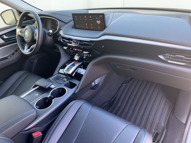 Used 2024 Acura MDX w/ Technology Package FWD image 32