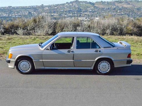 Used 1987 Mercedes-Benz 190 E 2.3-16 image 5