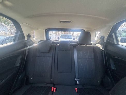 Used 2021 Ford EcoSport SE image 23